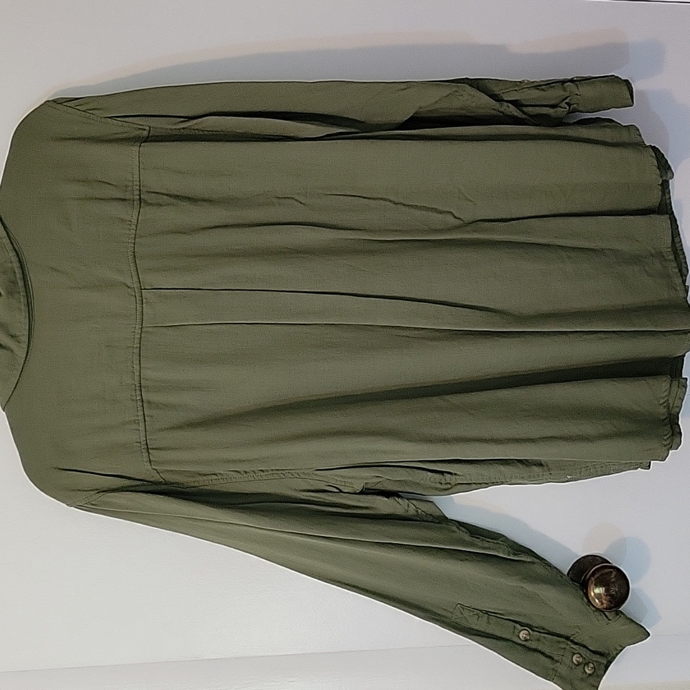 Torrid Sage Green Collared Button Up Long Sleeve Shirt - Picture 5 of 10